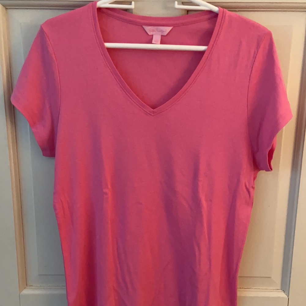XL Cotton Lilly Pulitzer Vee Neck T